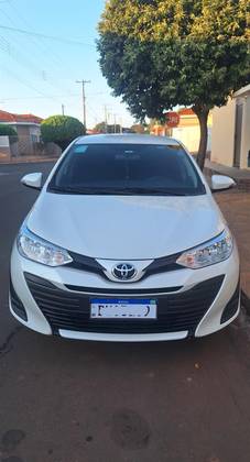 TOYOTA YARIS 1.3 16V FLEX XL MULTIDRIVE TOYOTA YARIS 1.3 16V FLEX XL MULTIDRIVE